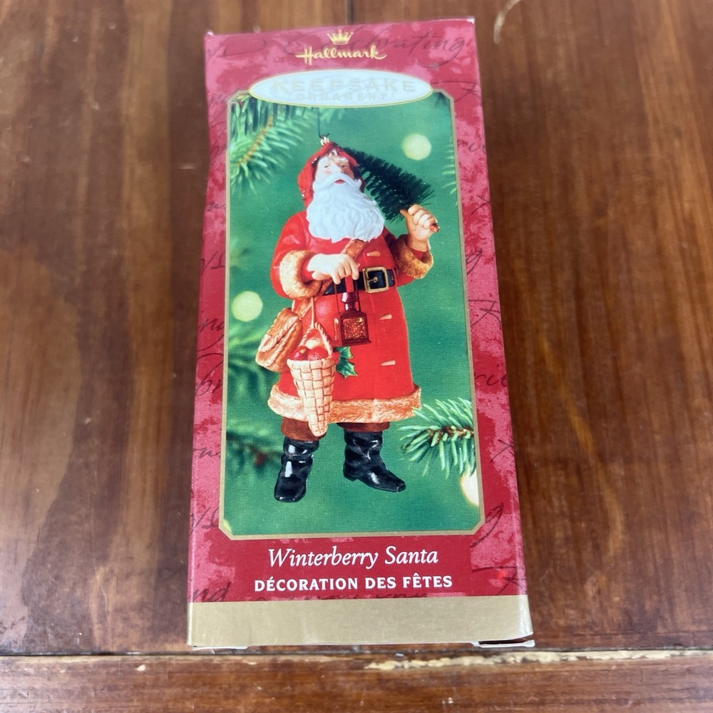 Winterberry Santa Hallmark Christmas Ornament 2000 QXI4331 Claus Tree Lantern